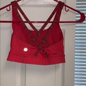Lululemon sports bra size 2